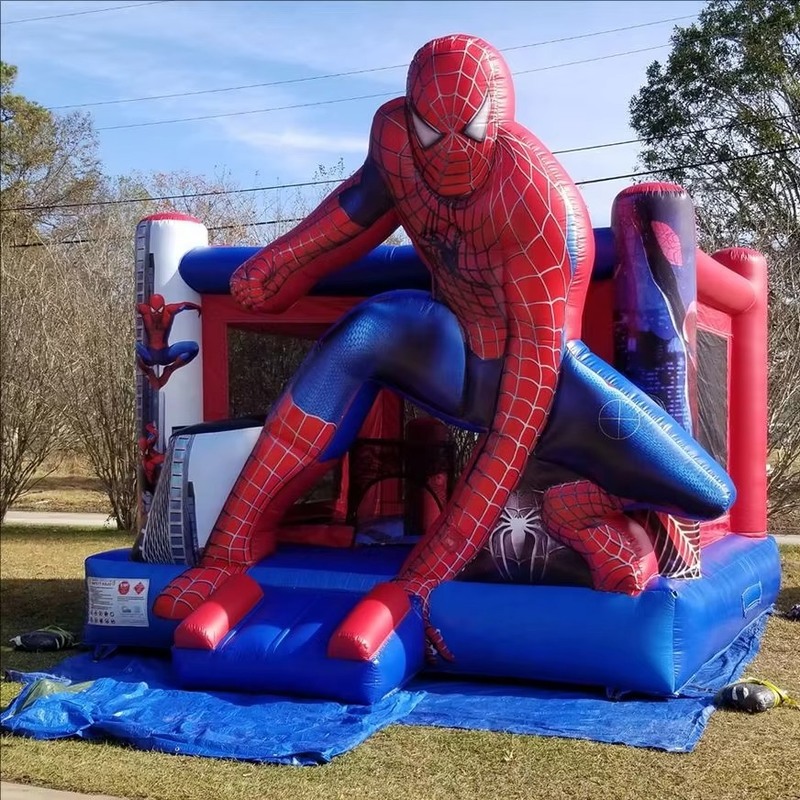 Spiderman Theme Inflatable Castle with Dry Slide and 950w Blower for Kids Party 5*5*3.6m Size 1-6 People Capacity